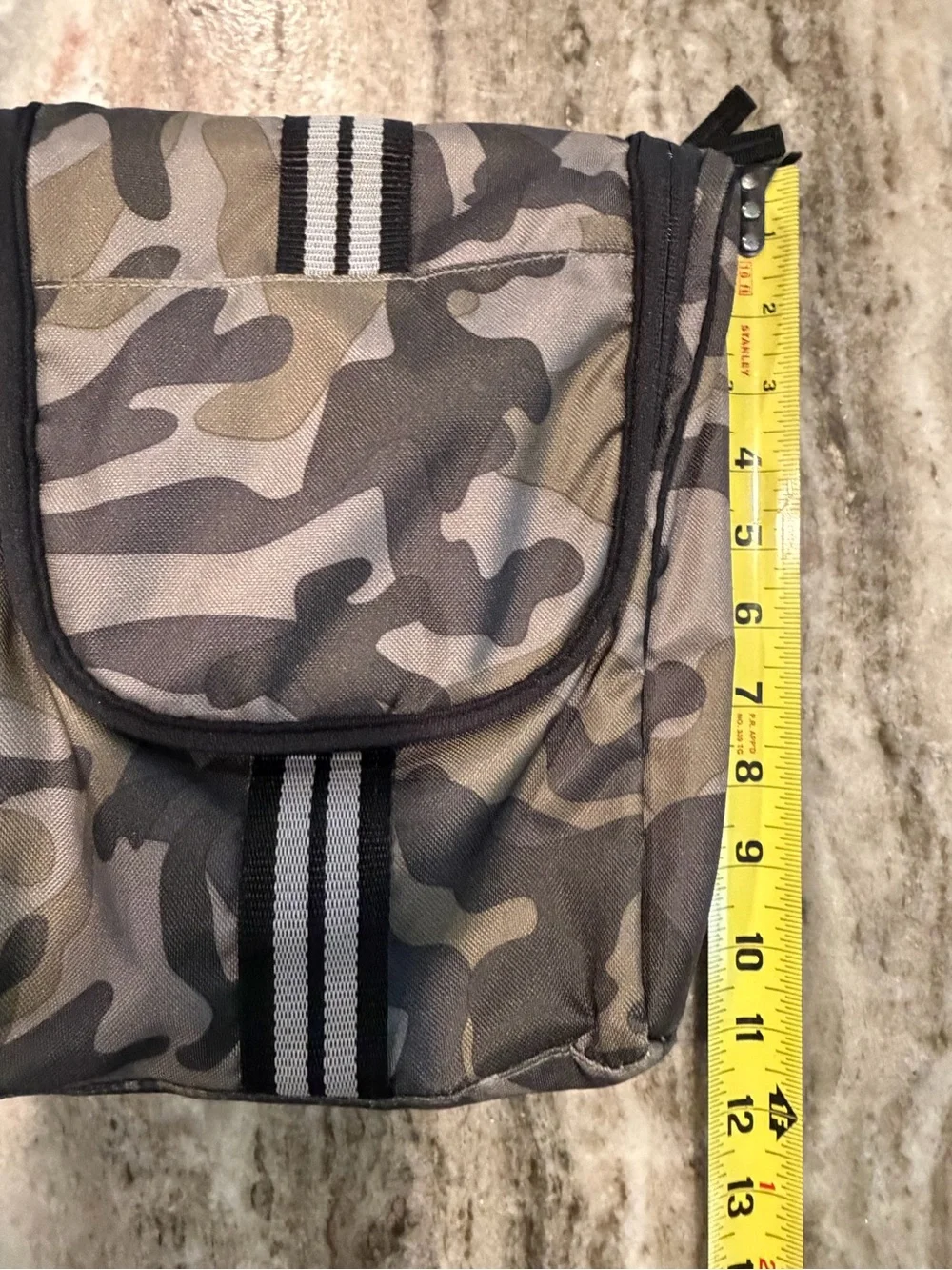 Pottery Barn Kids Green Gray Camo Toiletry Bag Luggage Travel.
